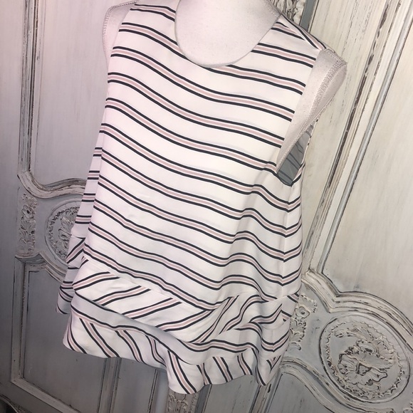 Belle Vere Sleeveless Double Layer A- Line Round Neck Top Size Medium - Picture 3 of 11